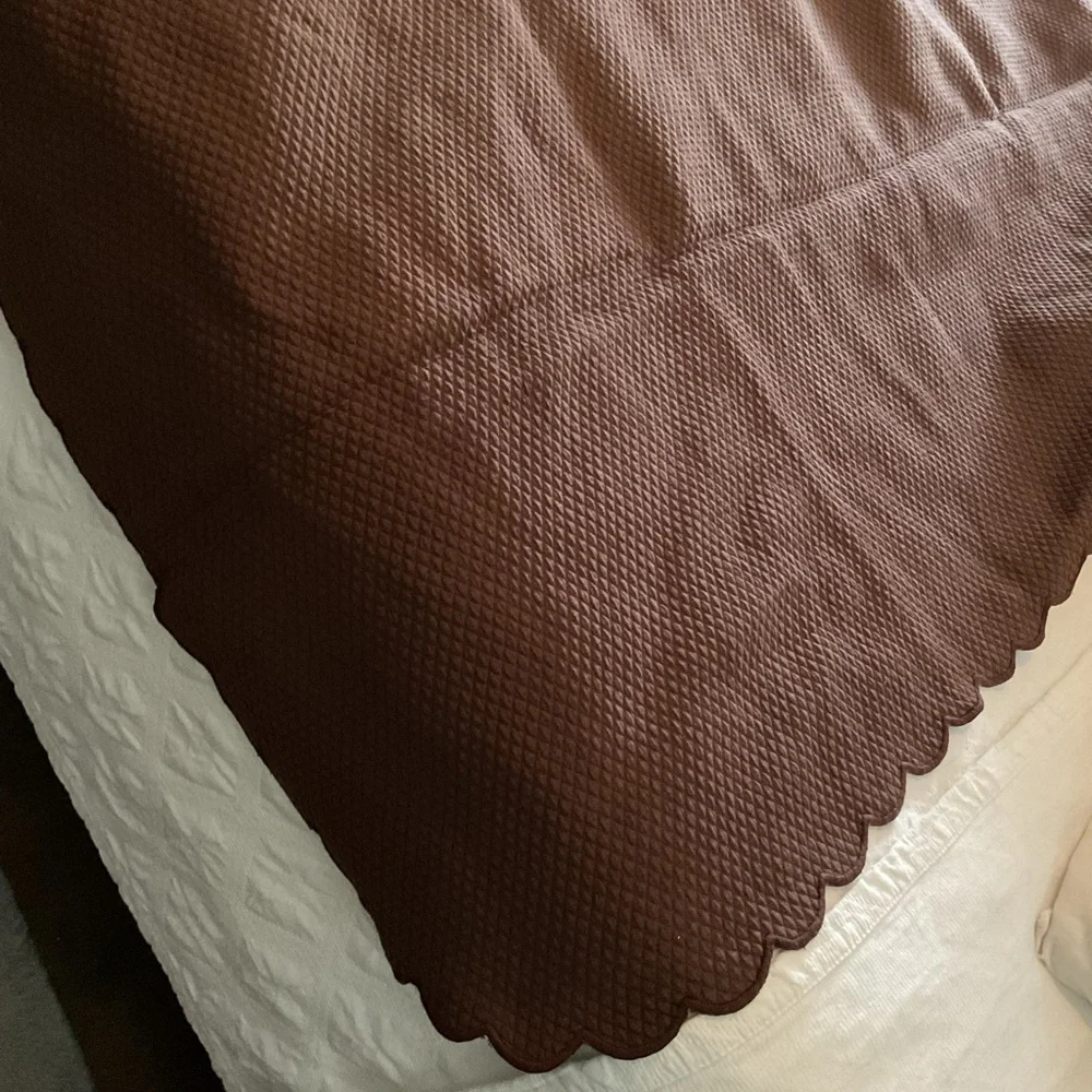 Williams Sonoma brown bedspread